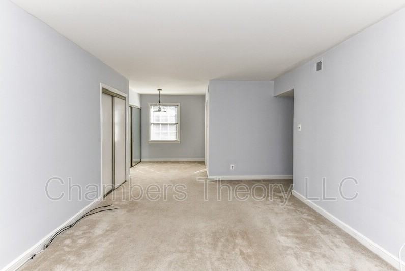 2603 Arlington Blvd #102 - Photo 5 of 23
