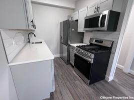 featured image of 628 E 6th St #2