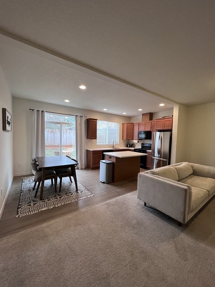 377 S 10th St - Photo 3 of 13