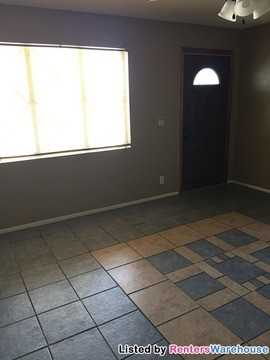 1006 E Dolphin Ave - Photo 2 of 13