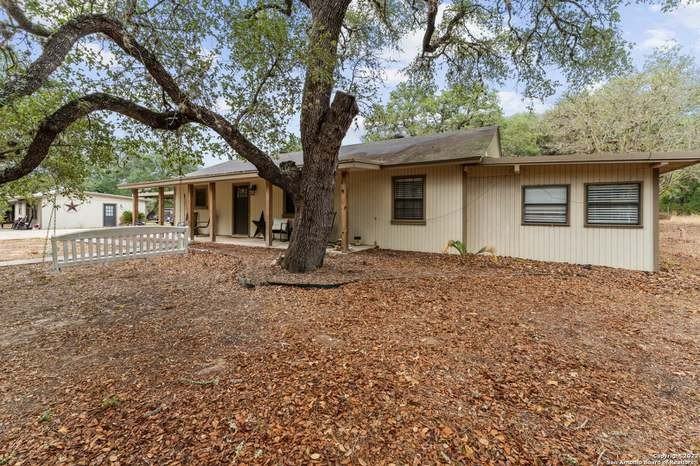 117 Big Oak Ln - Photo 2 of 12