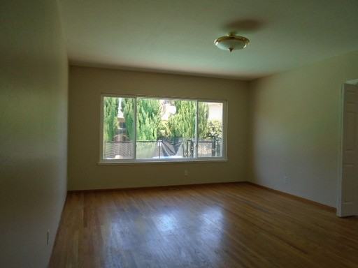 1979 Elden Dr - Photo 3 of 9