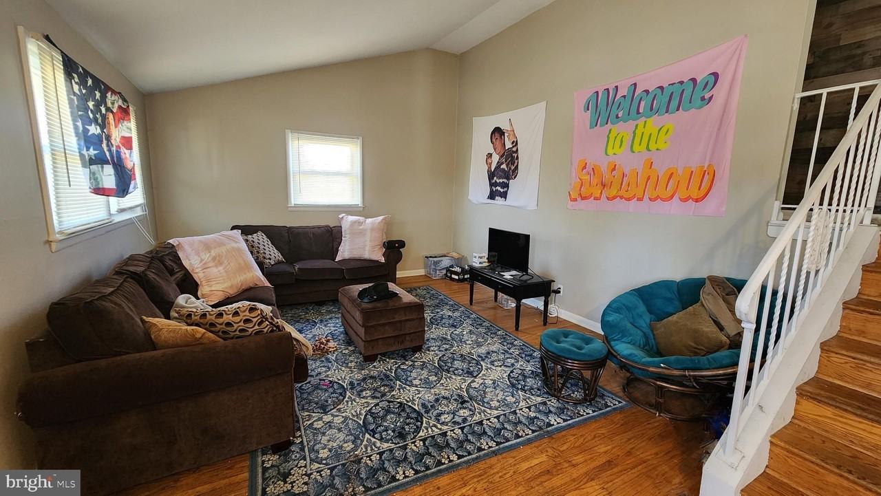 600 Heston Rd - Photo 2 of 9