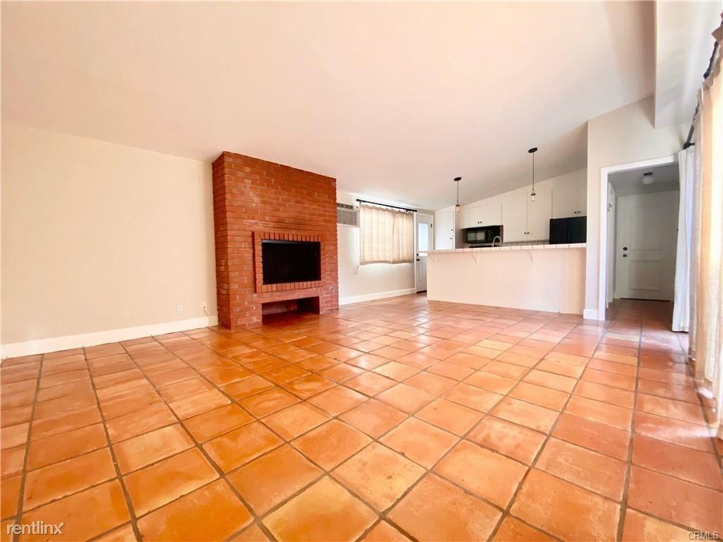 2133 Seville Ave - Photo 2 of 10