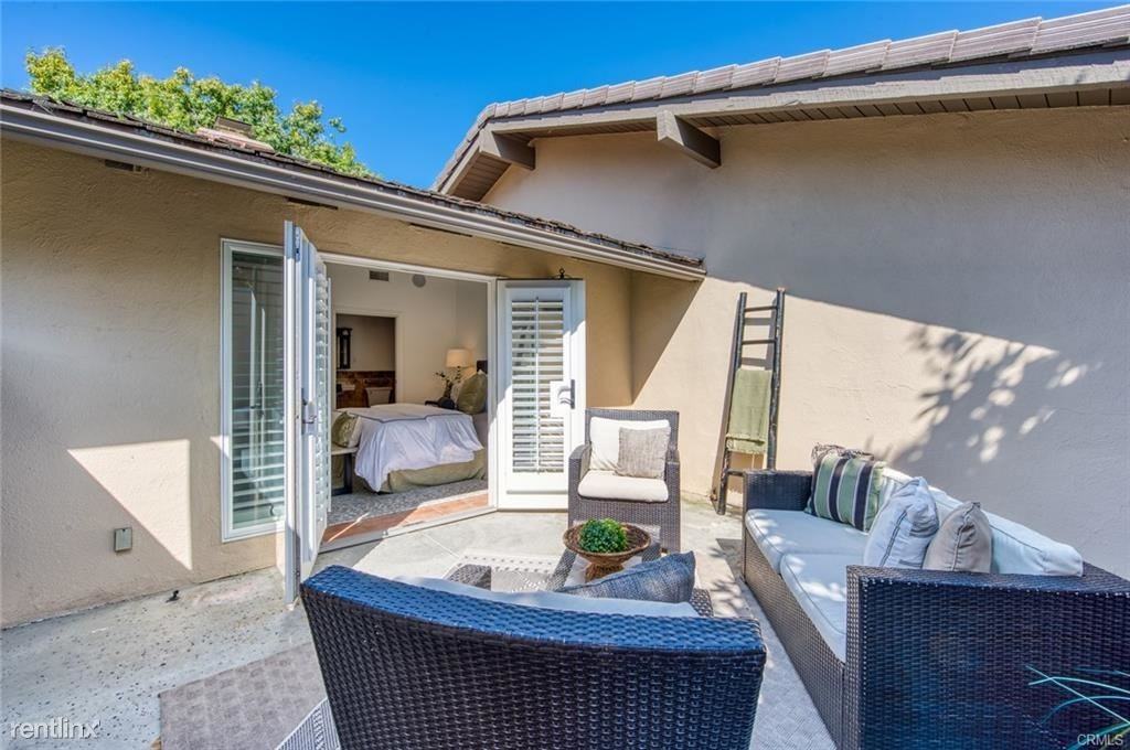 501 Avenida Ladera - Photo 3 of 10