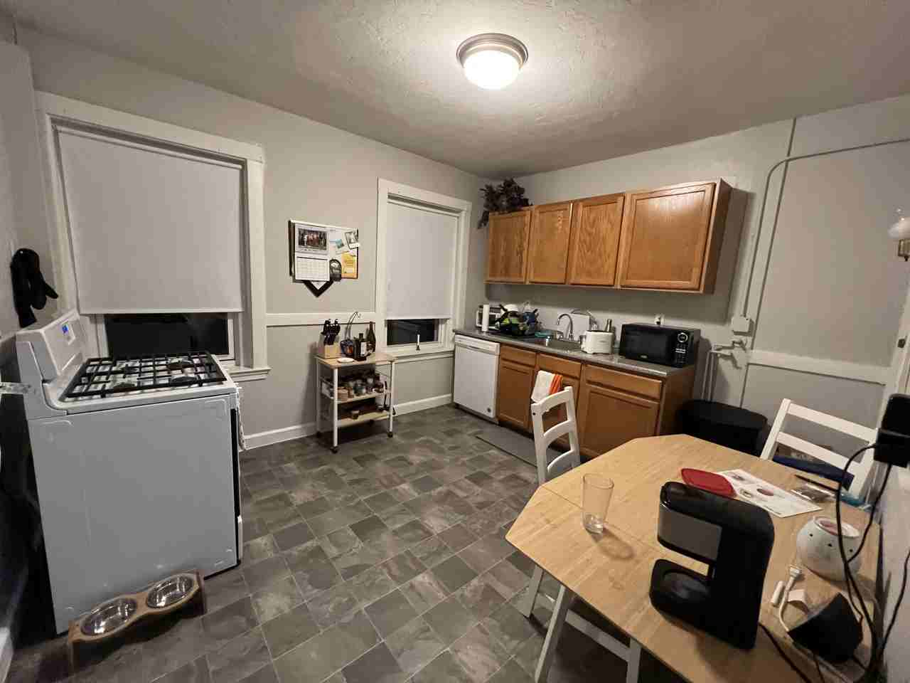 228 South St #5 - Photo 4 of 10