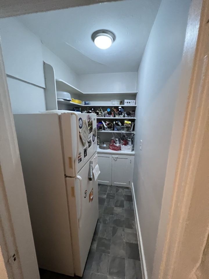 228 South St #5 - Photo 5 of 10