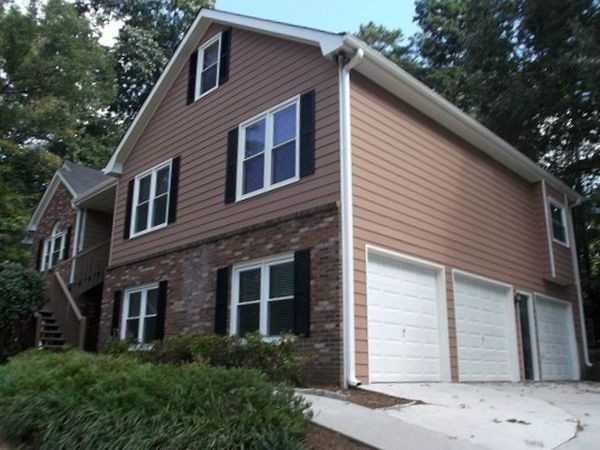 2687 Grant Cir - Photo 3 of 50