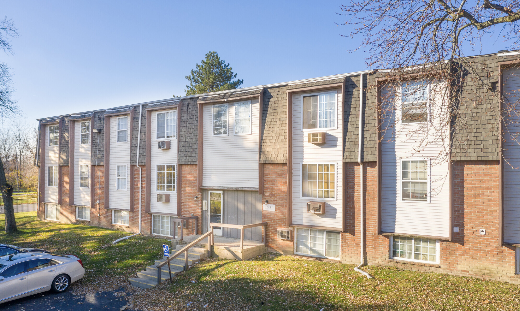 Point Place - Photo 3 of 5