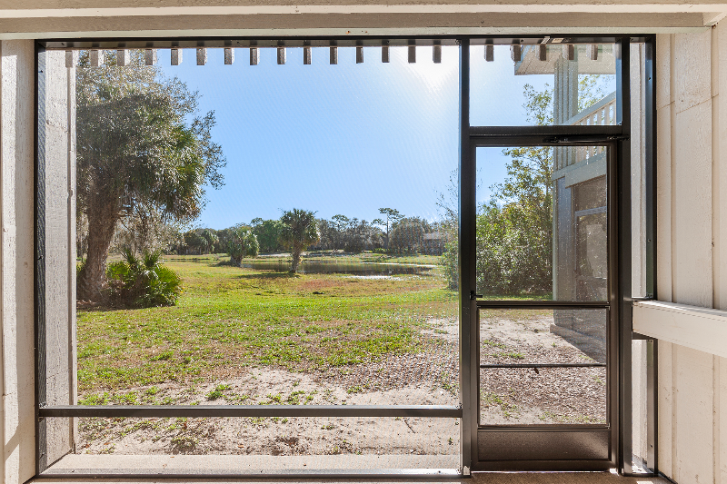 5062 Sherwood Ln - Photo 7 of 27