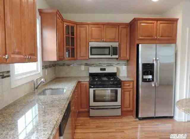 146 E Pine St - Photo 2 of 11