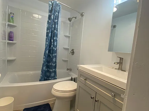 125 Greenwood Ave - Photo 3 of 11