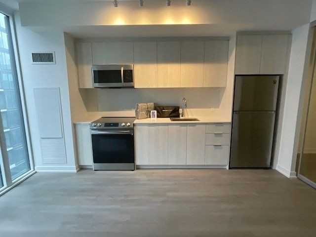 357 King Street West #1107