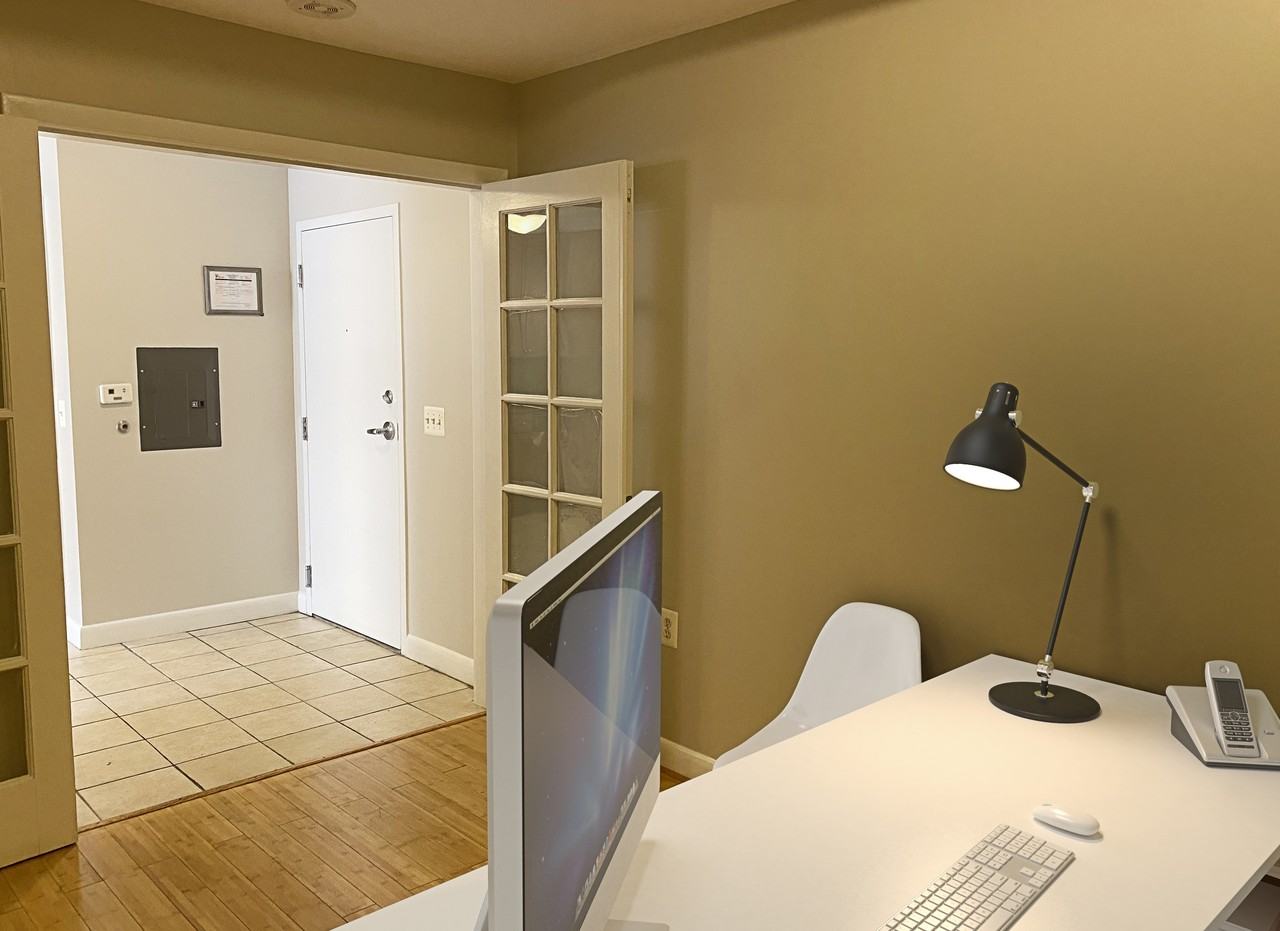 400 Massachusetts Avenue Northwest #913 - Photo 7 of 30