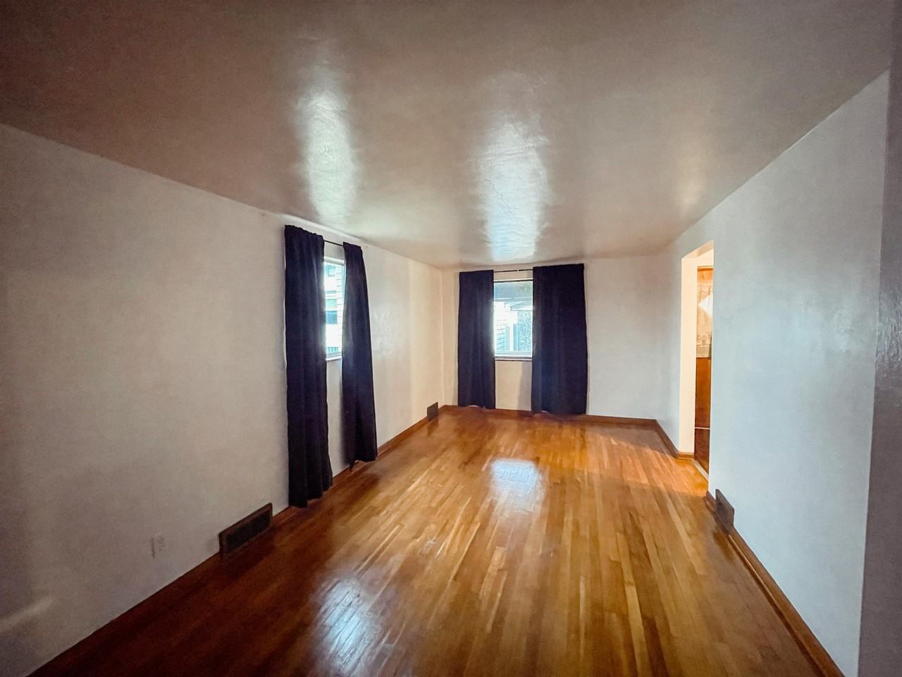 528 Cypress Aly #1 - Photo 3 of 14