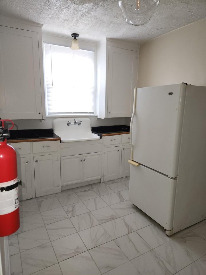 1511 17th St Nw #1 - Photo 6 of 9