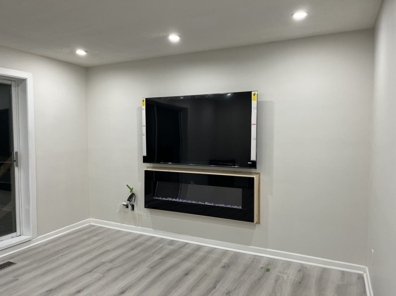 610 Clarence Dr - Photo 2 of 7