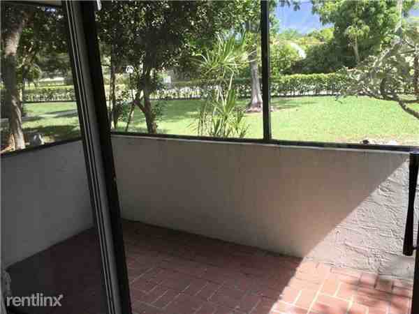 8701 SW 141st St - Photo 2 of 6