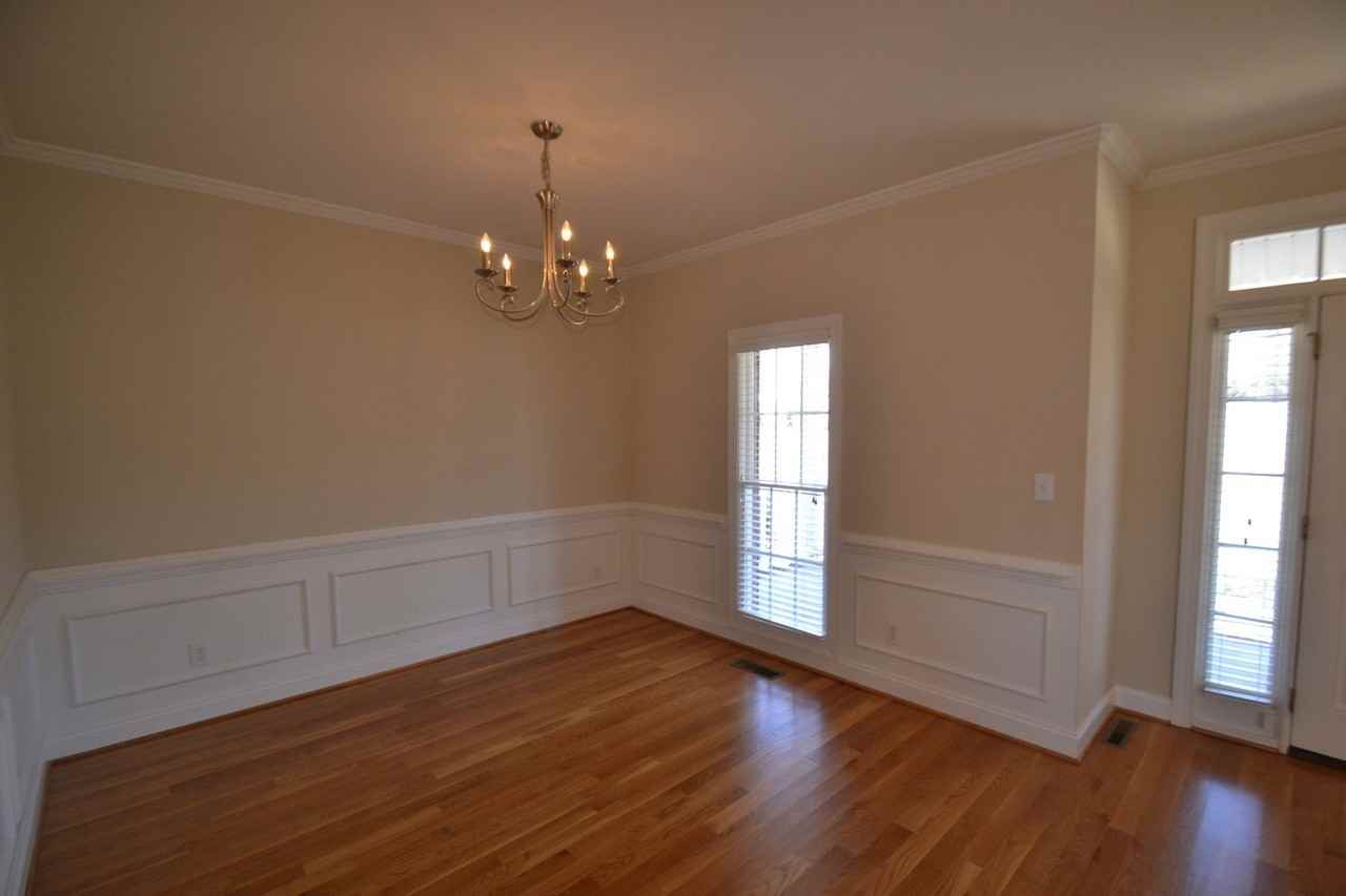 4841 Diane Ct - Photo 3 of 15