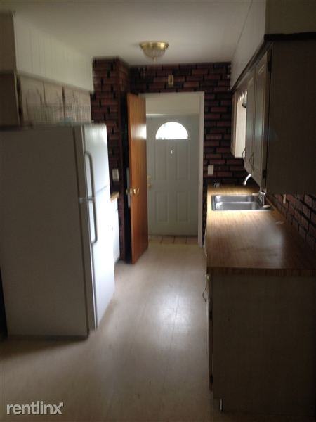 3347 Glenbrook Dr - Photo 2 of 5