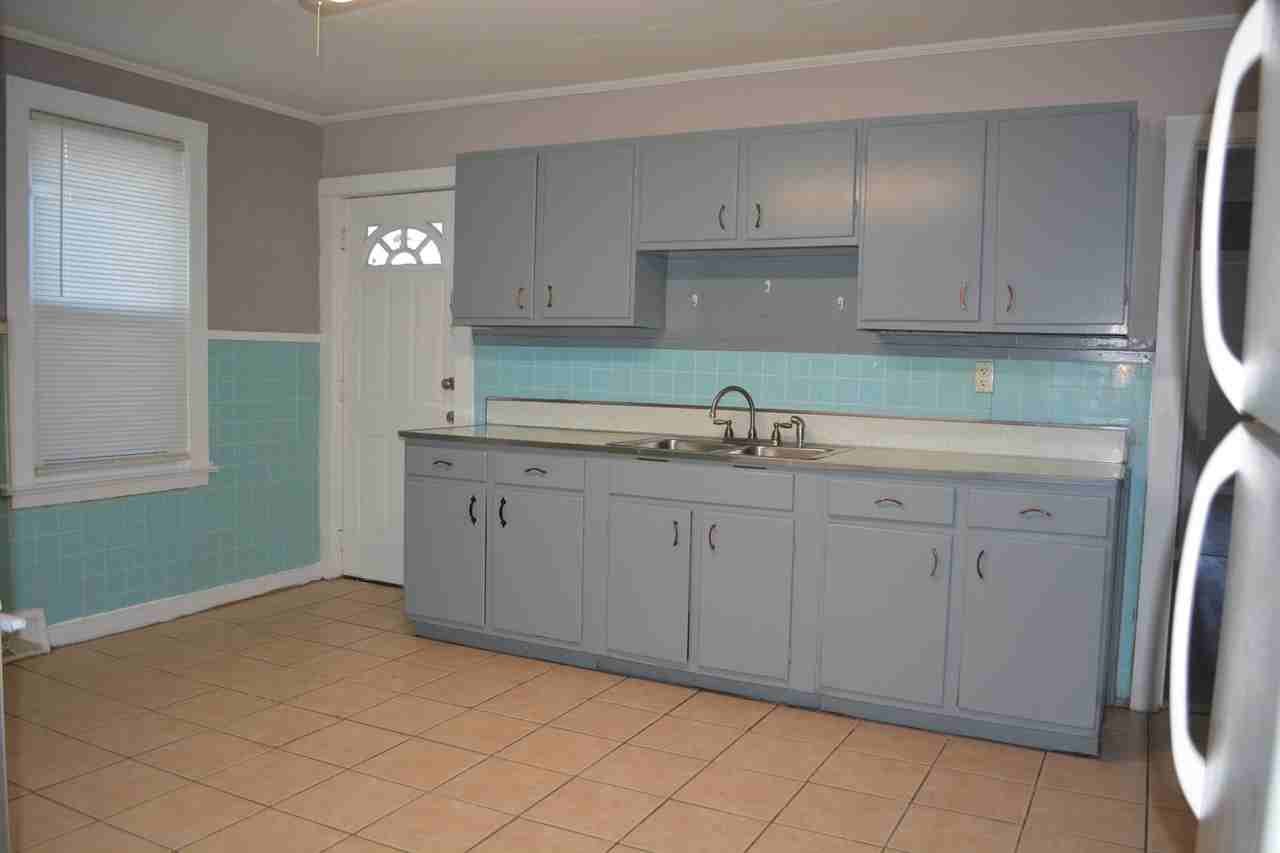 19 Schuyler Street #1