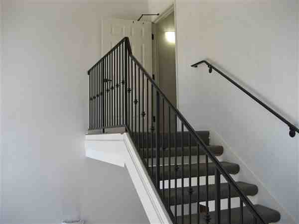 The Jewell Apts. - Photo 3 of 6