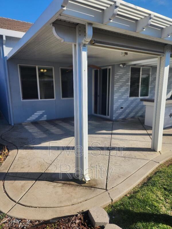 1239 Teal Hollow Dr - Photo 3 of 31