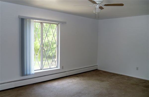 Thorncrest Estate Apartments - Photo 2 of 6