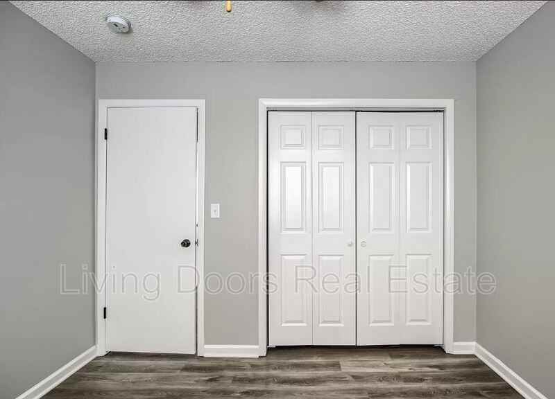 4610 Adams St - Photo 7 of 16