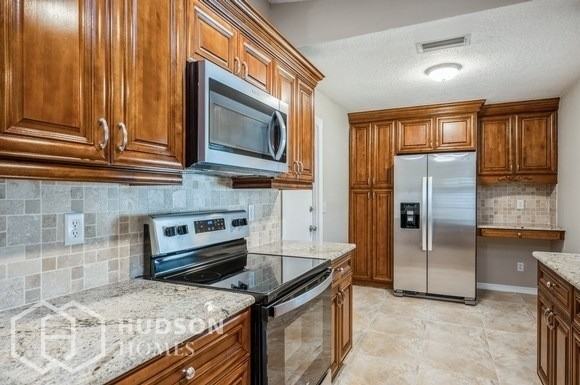 5001 Landsman Ave - Photo 3 of 17