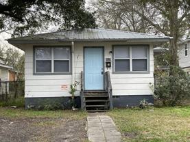 2128 Woodside St #1 - Photo 1 of 1