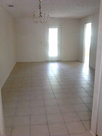 Bricktowne Flats - Photo 3 of 6