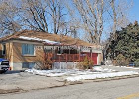 featured image of 852 Canyon Rd #1