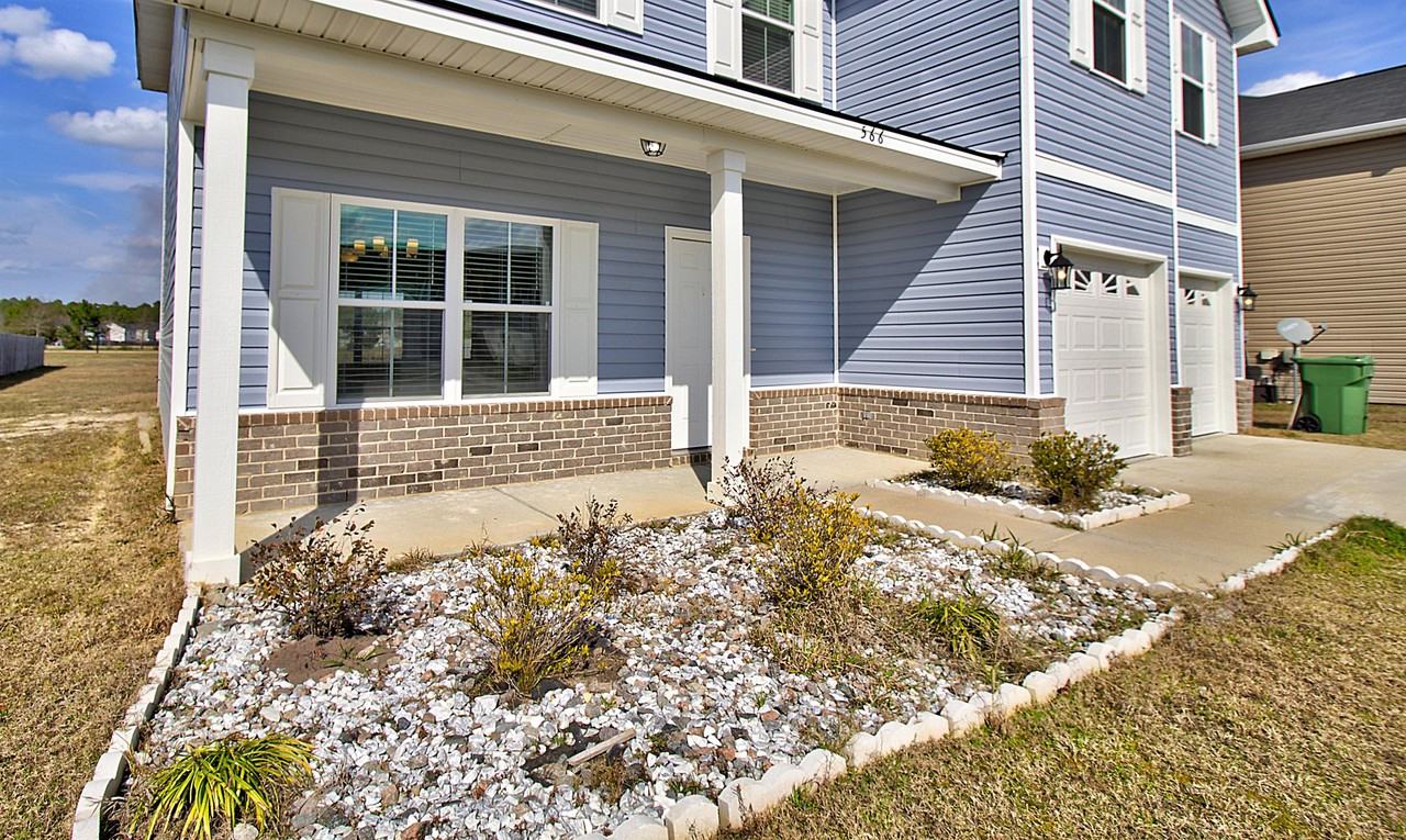 566 Burke Dr #1 - Photo 3 of 35