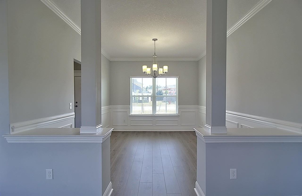 566 Burke Dr #1 - Photo 7 of 35