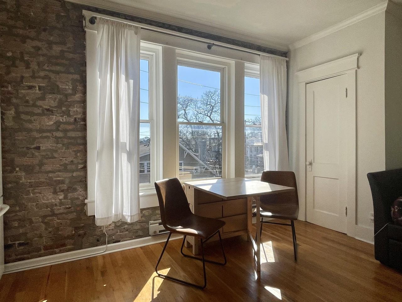 2120 Belmont Blvd #1 - Photo 7 of 10