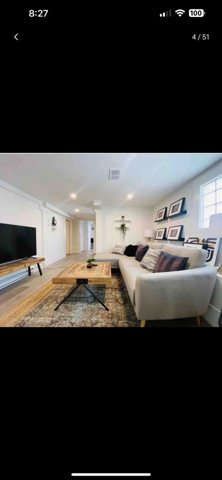 1533 Maple St - Photo 3 of 20