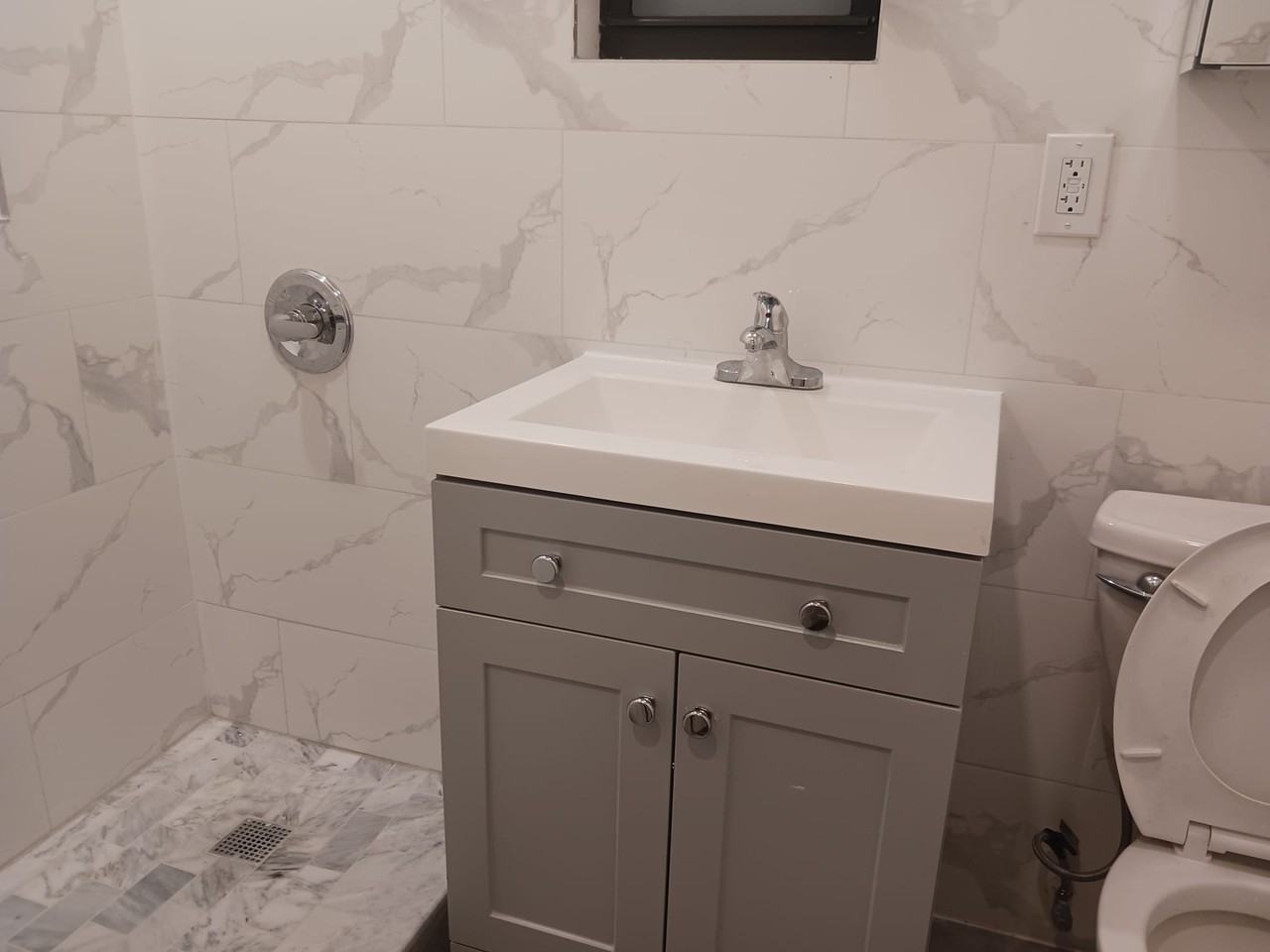 812 Bay Ridge Avenue 3F - Photo 3 of 9