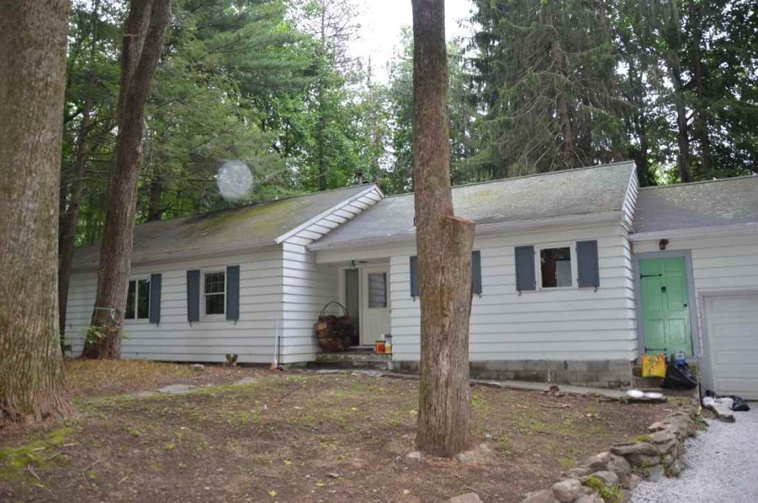 36 S Quaker Hill Rd - Photo 2 of 10