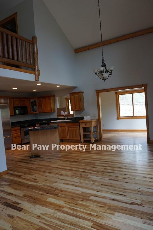 4644 Bannock Ln - Photo 7 of 22