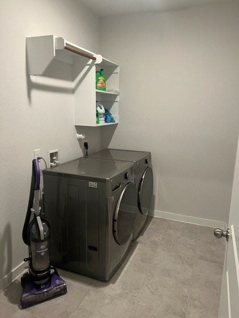 4231 W Vasquez Cir - Photo 3 of 30