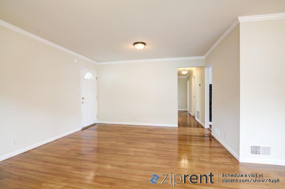 228 Catalina Ave - Photo 3 of 20