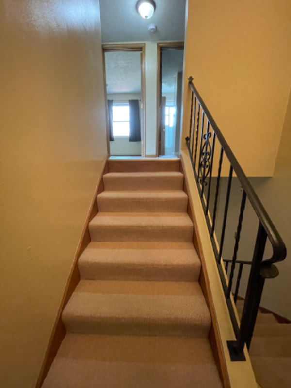 3727 Ne Colonial Dr - Photo 3 of 29