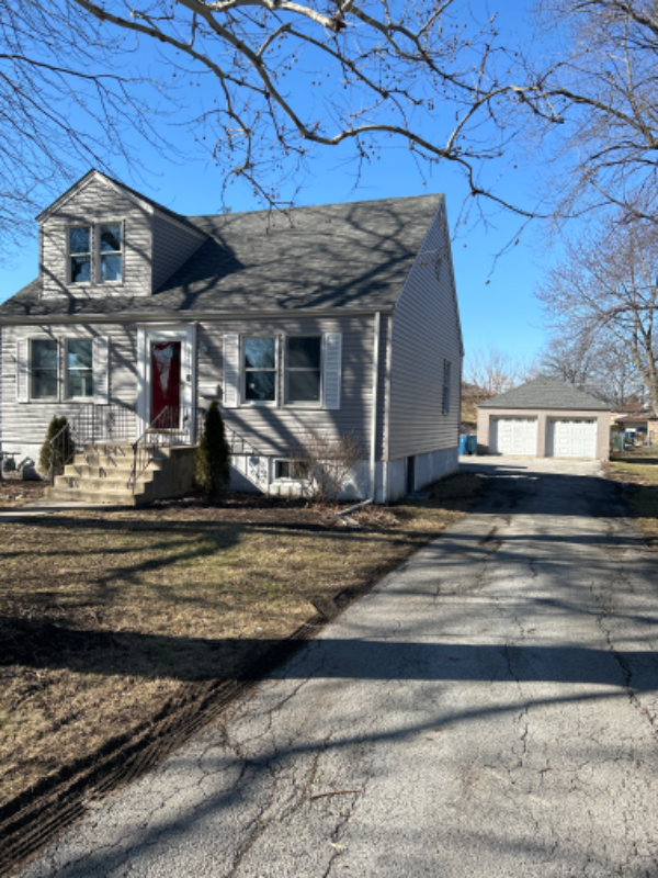 16510 S Park Ave - Photo 2 of 7