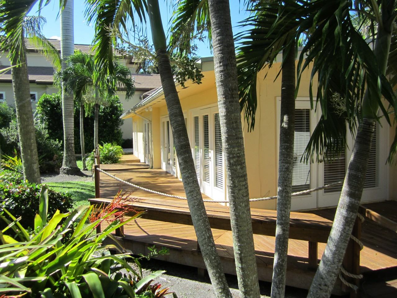 1545 3rd St S - Photo 3 of 46