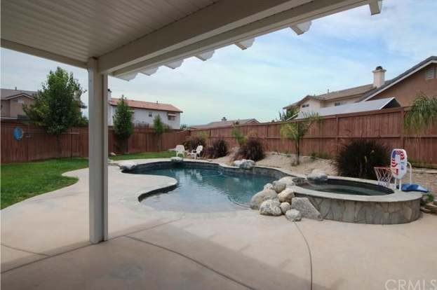 27180 Frost Ct #1 - Photo 2 of 13