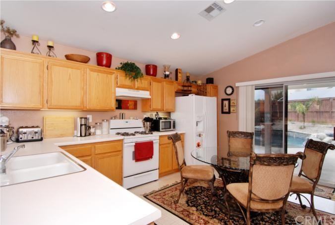 27180 Frost Ct #1 - Photo 7 of 13