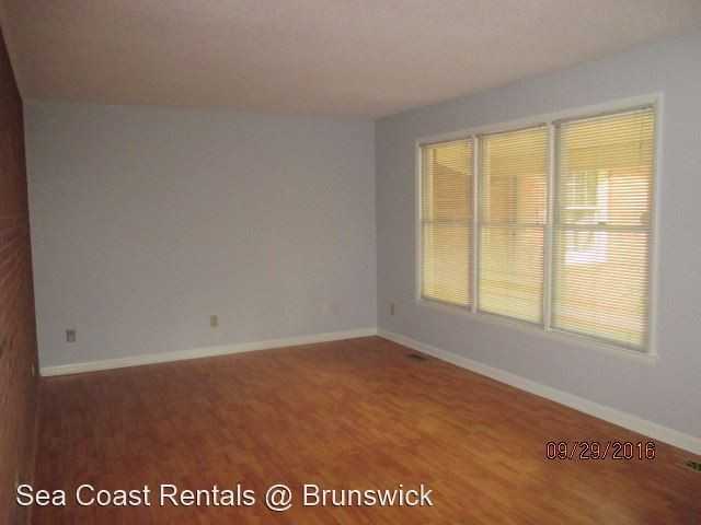 142 Canal Dr - Photo 3 of 12