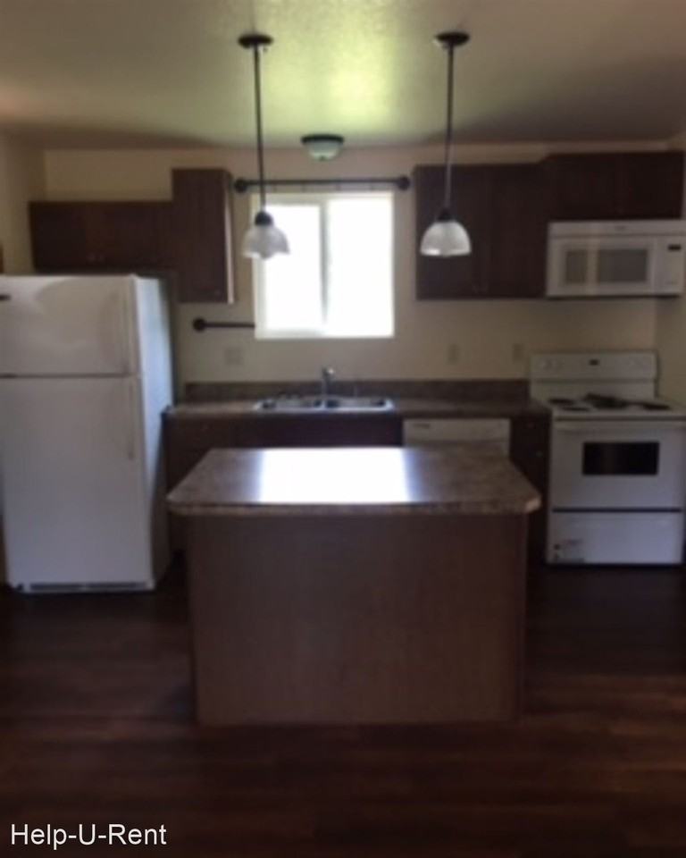 936 Saint Joe St - Photo 3 of 26