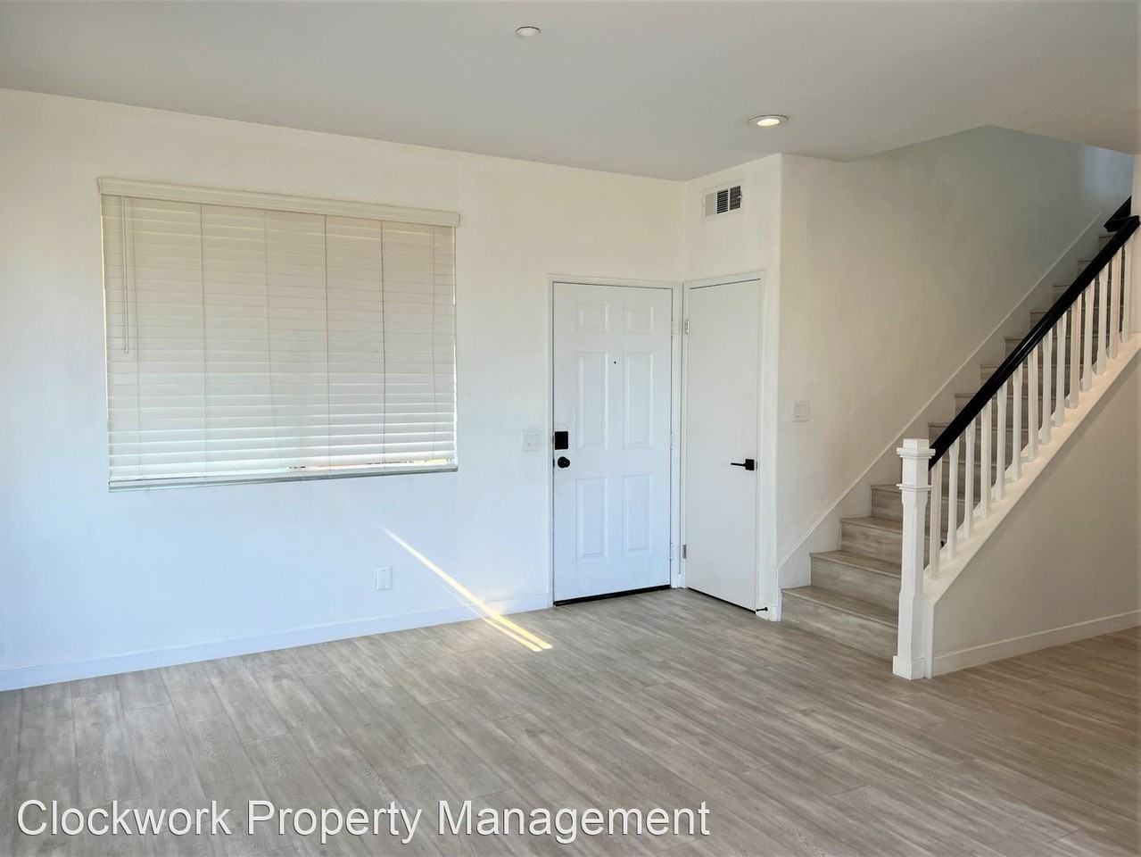 6531 Cessna Ave - Photo 2 of 22